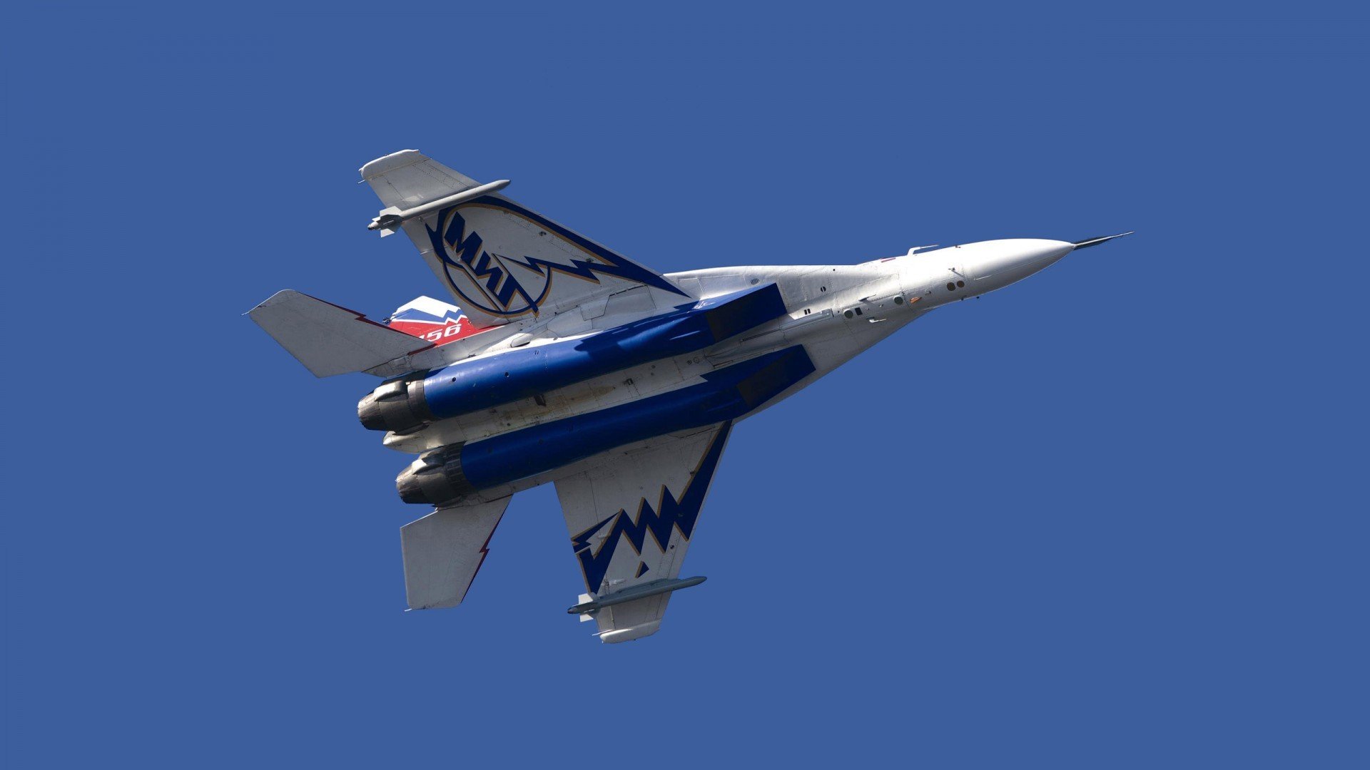 乐鱼娱乐app-决赛攻防转换节奏差异成为决定因素